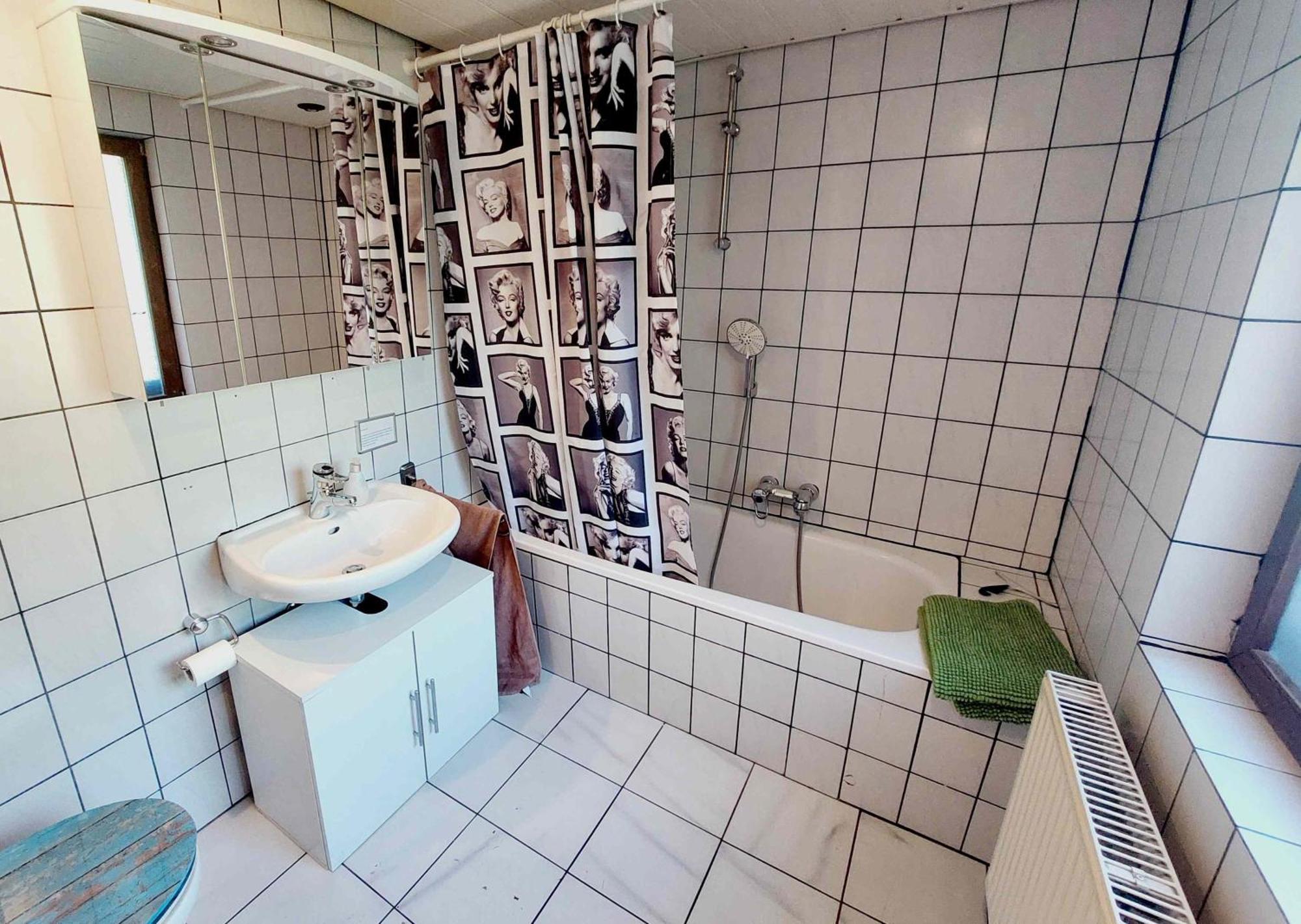 Kleines Haus Mitten In Der Natur Mit Eigener Terrasse Und Sonnenbalkon Halver Exteriér fotografie