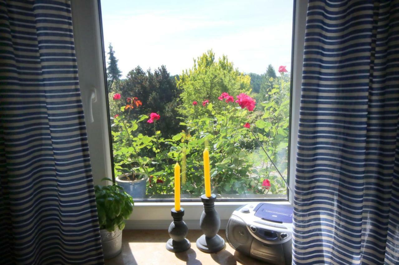 Kleines Haus Mitten In Der Natur Mit Eigener Terrasse Und Sonnenbalkon Halver Exteriér fotografie