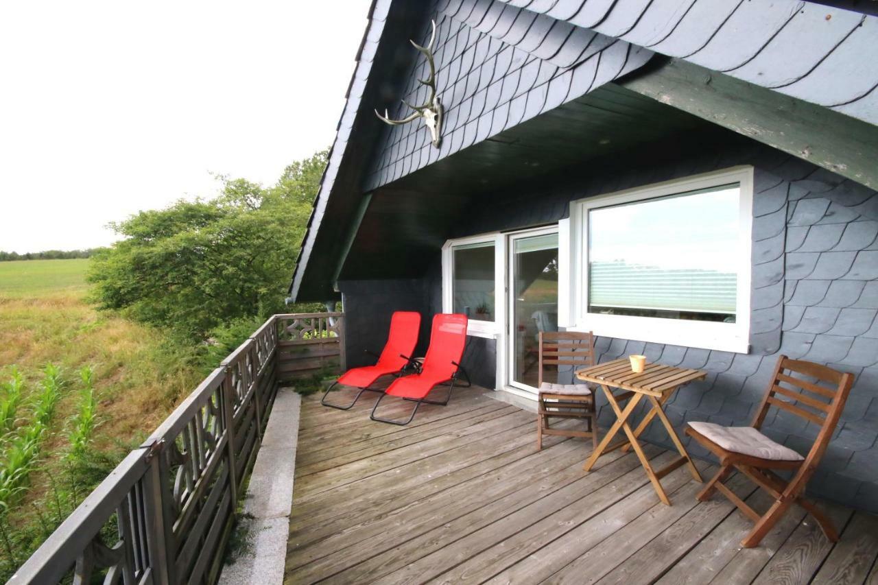 Kleines Haus Mitten In Der Natur Mit Eigener Terrasse Und Sonnenbalkon Halver Exteriér fotografie